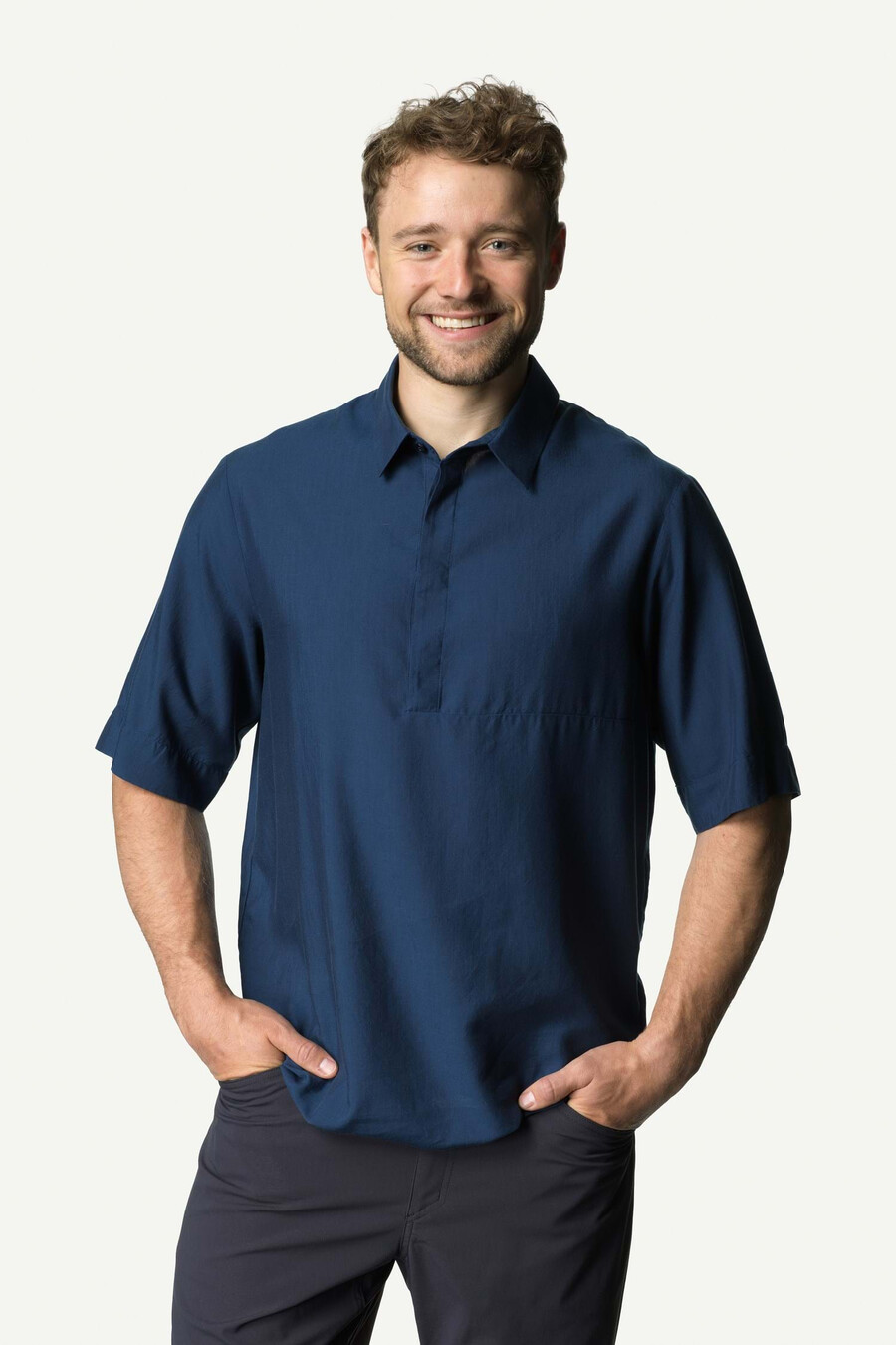 polo con árbol de m