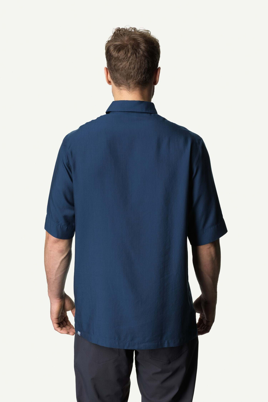 polo con árbol de m
